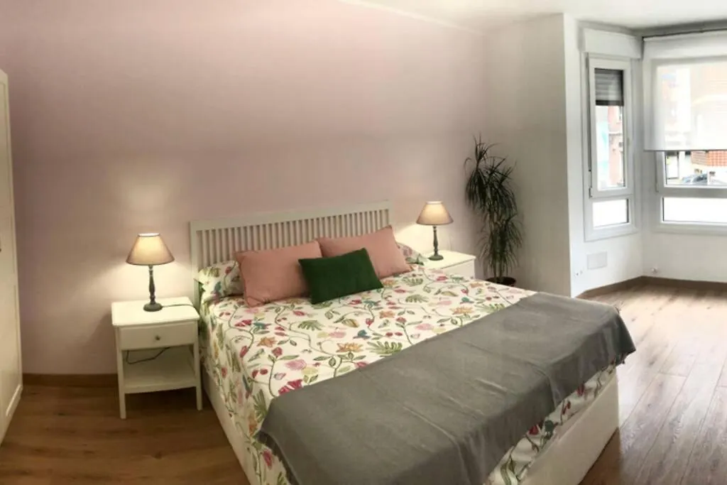 Kiku Apartment Bermeo 0*,